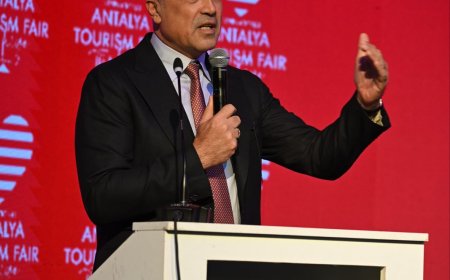 Rixos Kurucusu Fettah Tamince'den ATF26'da Çarpıcı Çıkış: "Antalya'da Artık Yeni Otele İhtiyaç Yok, Kaliteye İhtiyaç Var"