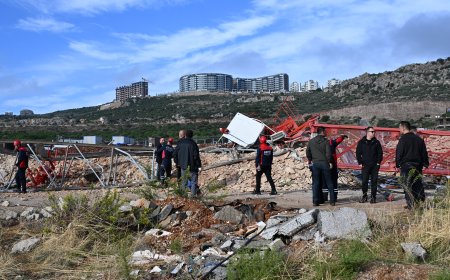 Kepez’de hortum konteynerleri savurdu: 4 işçi hayatını kaybetti, 4 kişi gözaltında