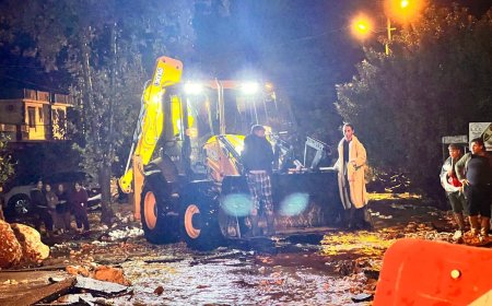 Demre’de sağanak sele neden oldu: Evleri ve tarım alanlarını su bastı