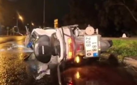 Muratpaşa’da motosiklet ile hafif ticari araç çarpıştı