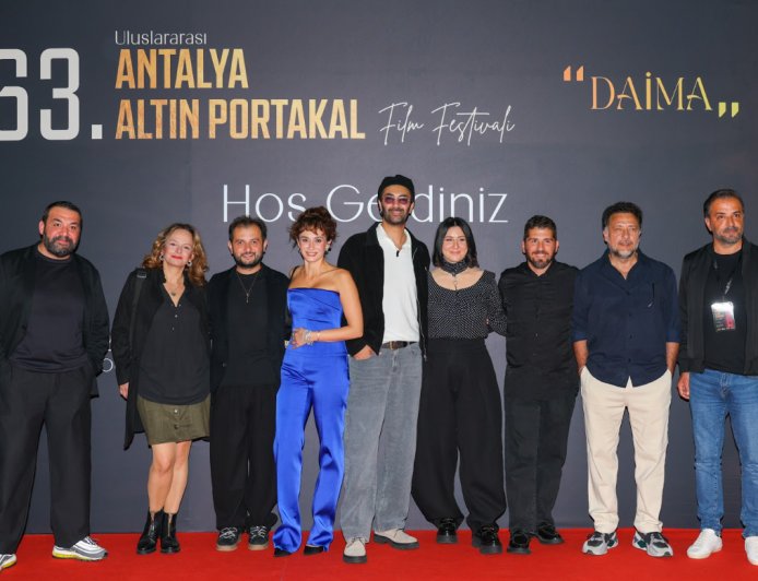 Altın Portakal’da film ekipleri seyirciyle buluştu: Yapay zekâ filmi de gösterildi
