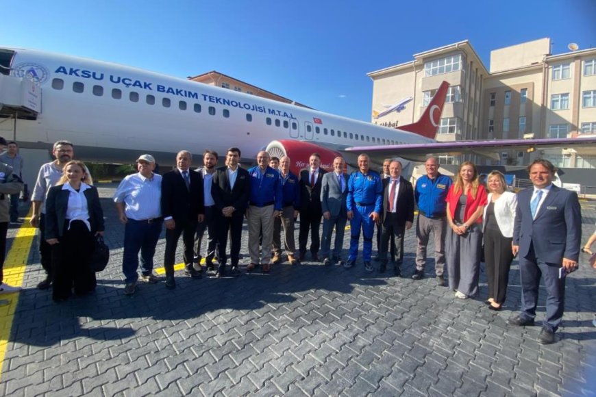 Antalya’da astronotlardan uçak okuluna ziyaret: Öğrencilerle uzay ve havacılığı konuştular