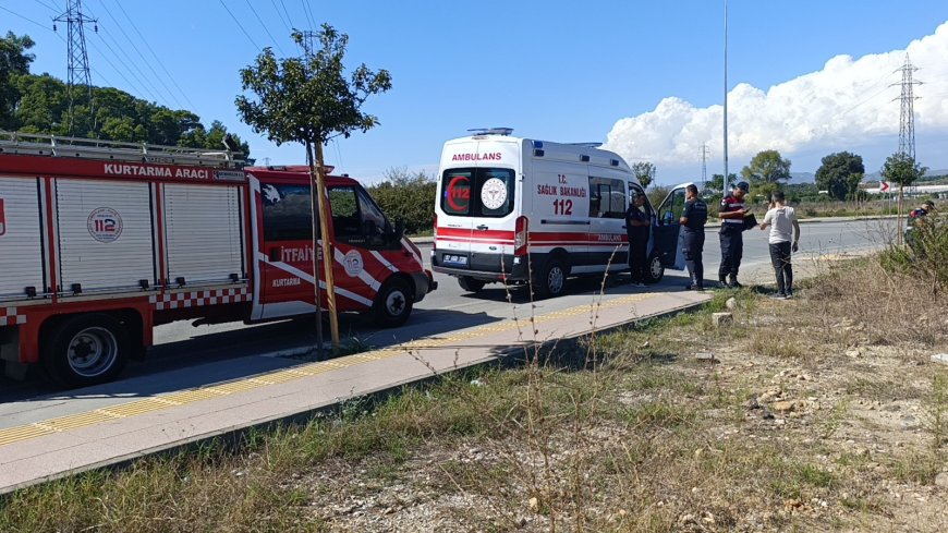 Manavgat'ta otomobil tarlaya uçtu: Sürücü kazayı yara almadan atlattı