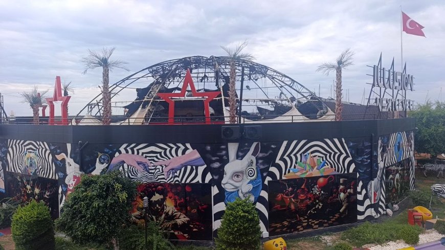 Alanya Yat Limanı’ndaki eğlence mekanında yangın