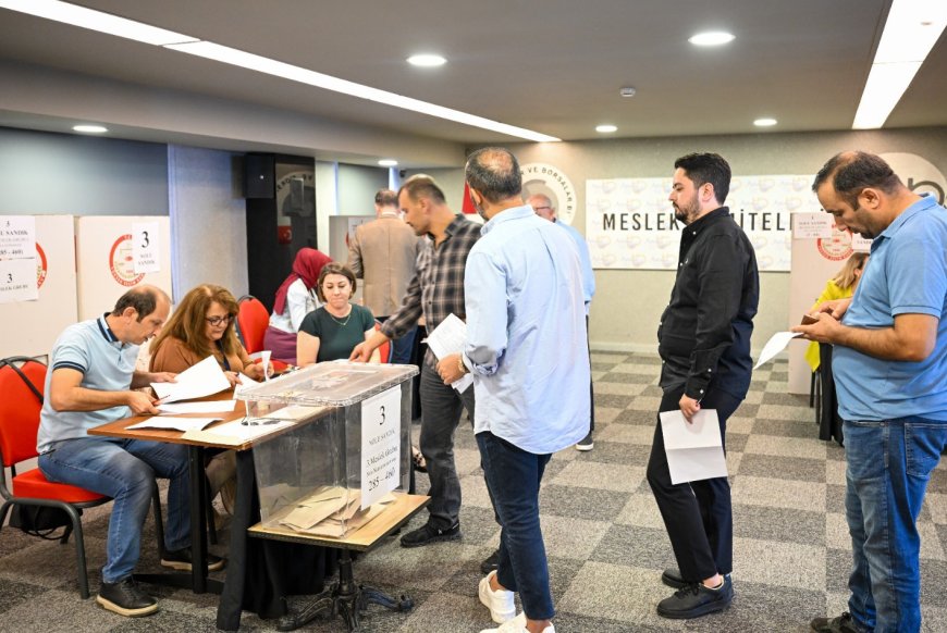 Antalya Ticaret Borsası’nda seçim heyecanı: 2026-2030 döneminin meslek komitesi ve meclis üyeleri belirlendi