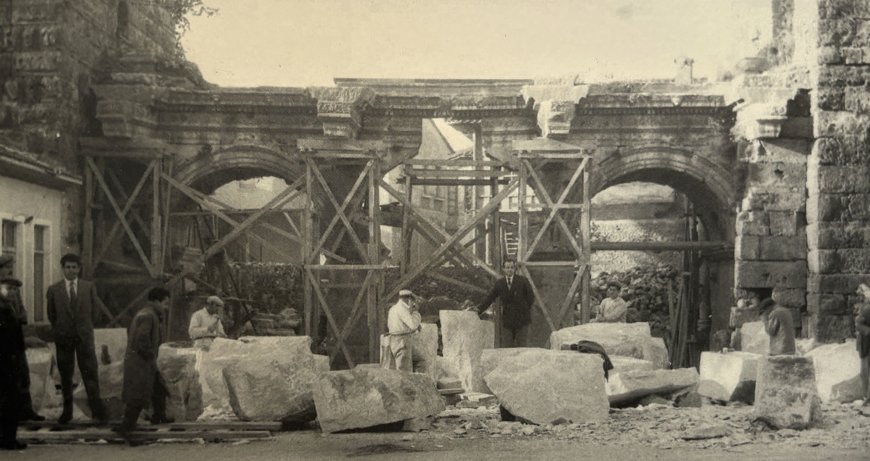 Antalya’nın geçmişi fotoğraflarda: Varyant ve Hadrian Kapısı yıllar içinde nasıl değişti?