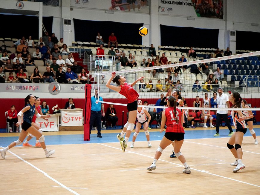 Filenin Akrepleri sezona set vermeden başladı: 3-0