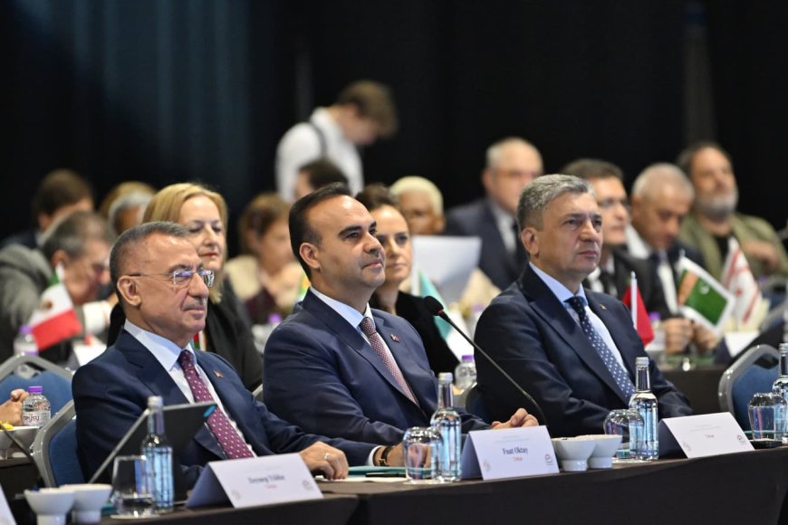 Bakan Kacır Antalya’da açıkladı: Türkiye 2027’de Ay’a uzay aracı gönderecek