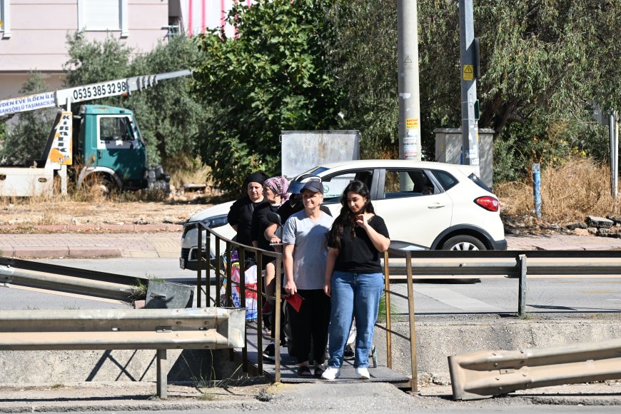 Kepez’de 75. Yıl Caddesi için üst geçit çağrısı: “Can kaybı olmadan önlem alınmalı”