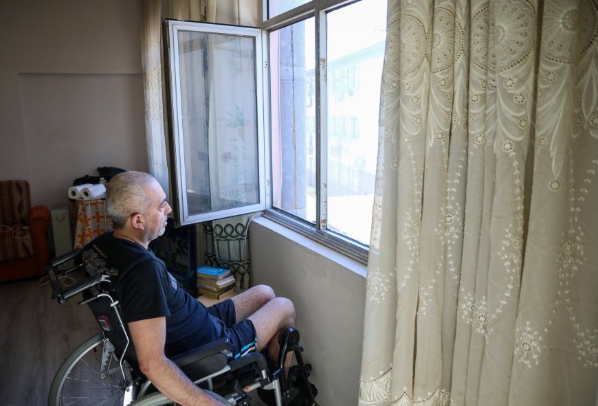 Antalya’da bir gecede hayatı değişti: Serkan’ın tek hayali yeniden sokağa çıkmak