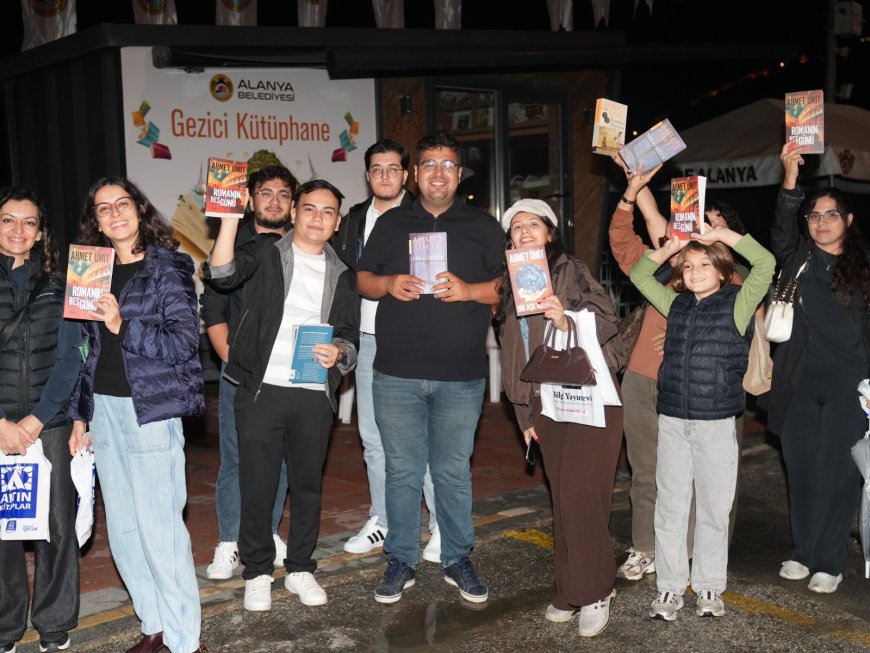 Alanya’da 10 gün süren kitap şöleni sona erdi: Her gün 2 binden fazla öğrenci katıldı