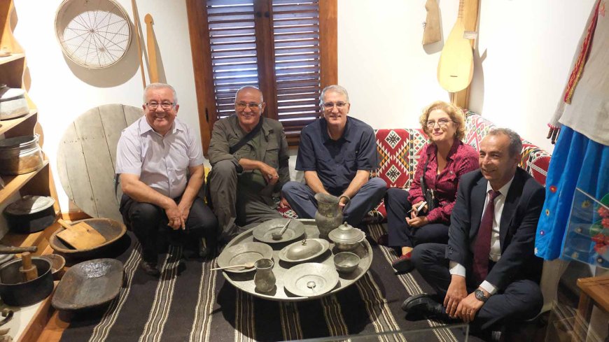 Kemer’in Kültür Evi Fethiye’ye örnek oldu: Yörük Türkmen Kültür Merkezi için incelediler
