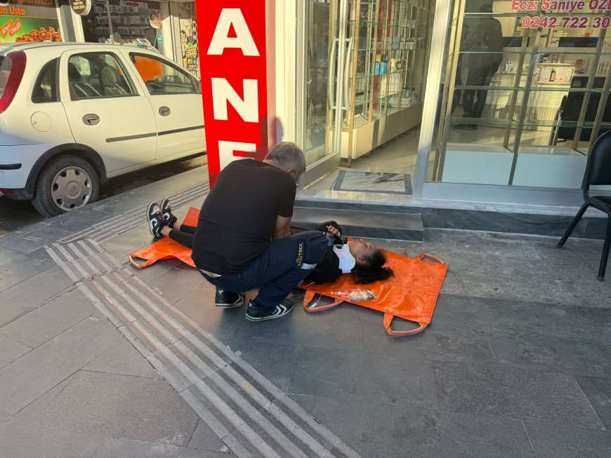 Serik’te otomobil ile motosiklet çarpıştı: 2 kişi yaralandı