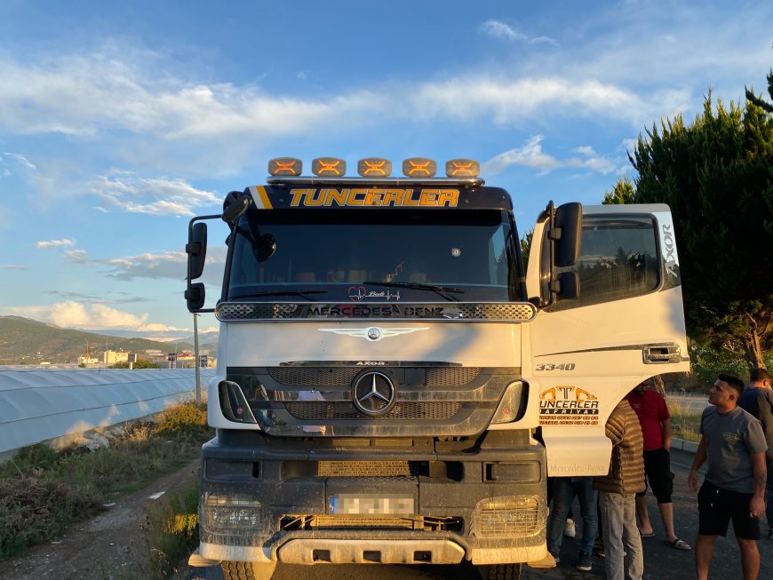 Gazipaşa’da D-400’de silahlı saldırı: Seyir halindeki kamyona 5 el ateş edildi