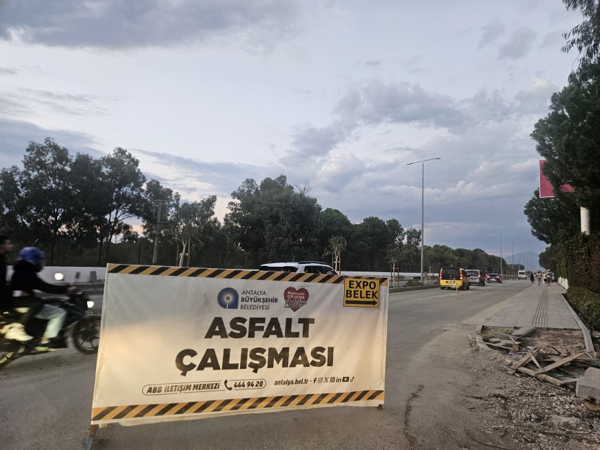 Kundu’da 4 kilometrelik yol çalışması bitmedi: Uzay Kongresi trafiğinde uzun kuyruklar oluştu