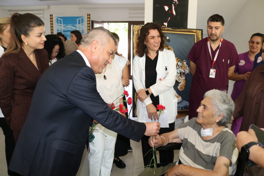 Antalya Kepez Devlet Hastanesi’nde yılda 1000 hastaya palyatif bakım desteği
