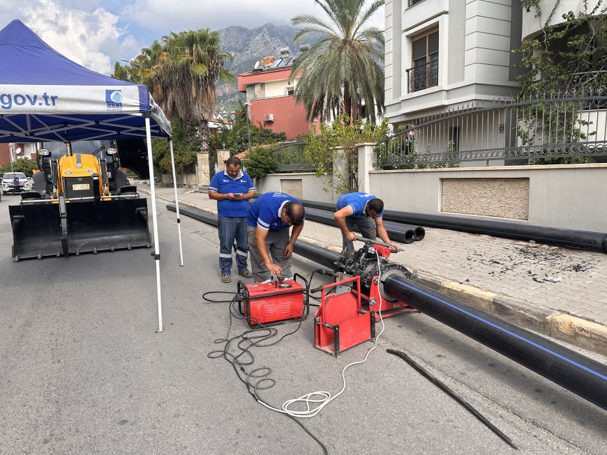 Kemer Aslanbucak'ta içme suyu altyapısı yenileniyor: ASAT'tan 1600 metrelik çalışma