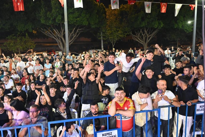 Kepez'de Kızıl Elma Muay Thai Şampiyonlar Galası: Ringde 8 şampiyon belli oldu