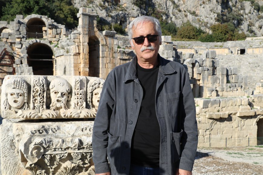 Antalya'nın su altındaki antik kentinde çöp tepkisi: Prof. Dr. Çevik isyan etti