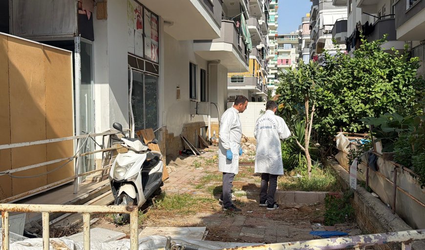 Alanya'da aile içi kavga can aldı! Kız kardeşini balkondan attığı iddia edilen ağabey hayatını kaybetti