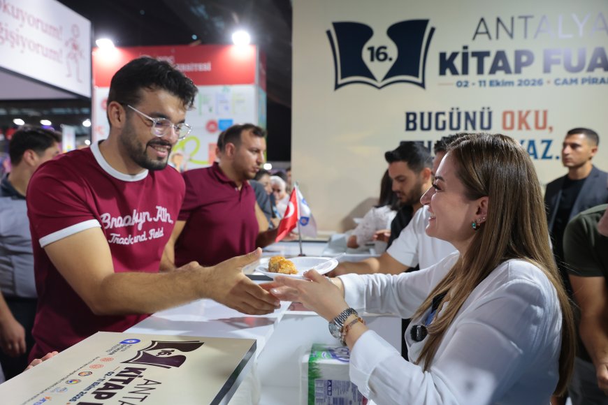 Antalya Kitap Fuarı'nda tarihi rekor! 1 milyon 173 bin ziyaretçi, 2027 tarihi açıklandı