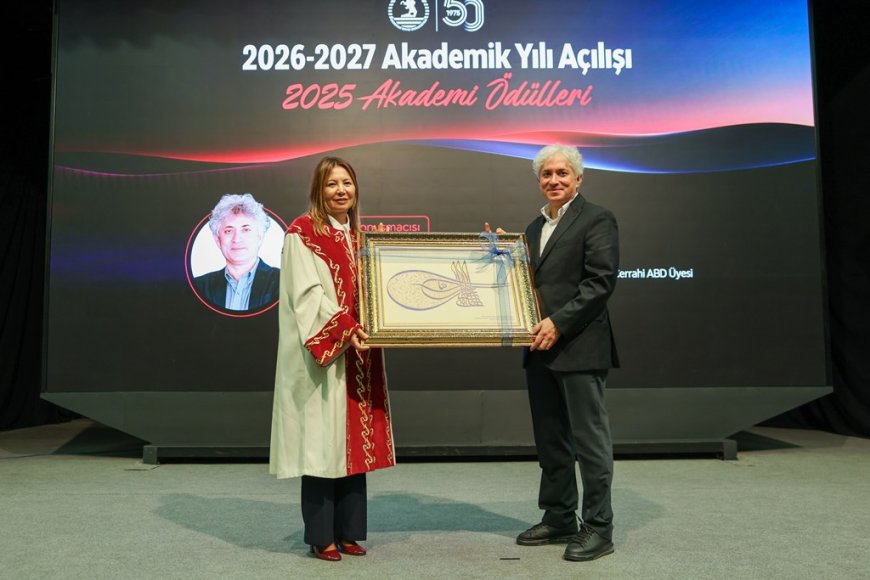 Antalyalı Prof. Dr. Ömer Özkan'dan tıp dünyasına kritik mesaj: Kendi ilacımızı ve teknolojimizi üretmeliyiz
