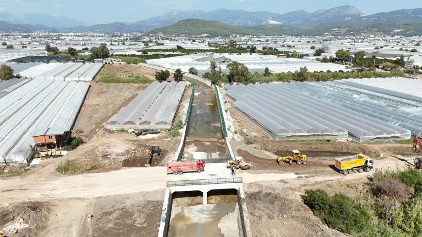 Antalya'da sel felaketlerine karşı 400 milyon TL'lik dev proje! Üleşik Deresi denizle buluşacak