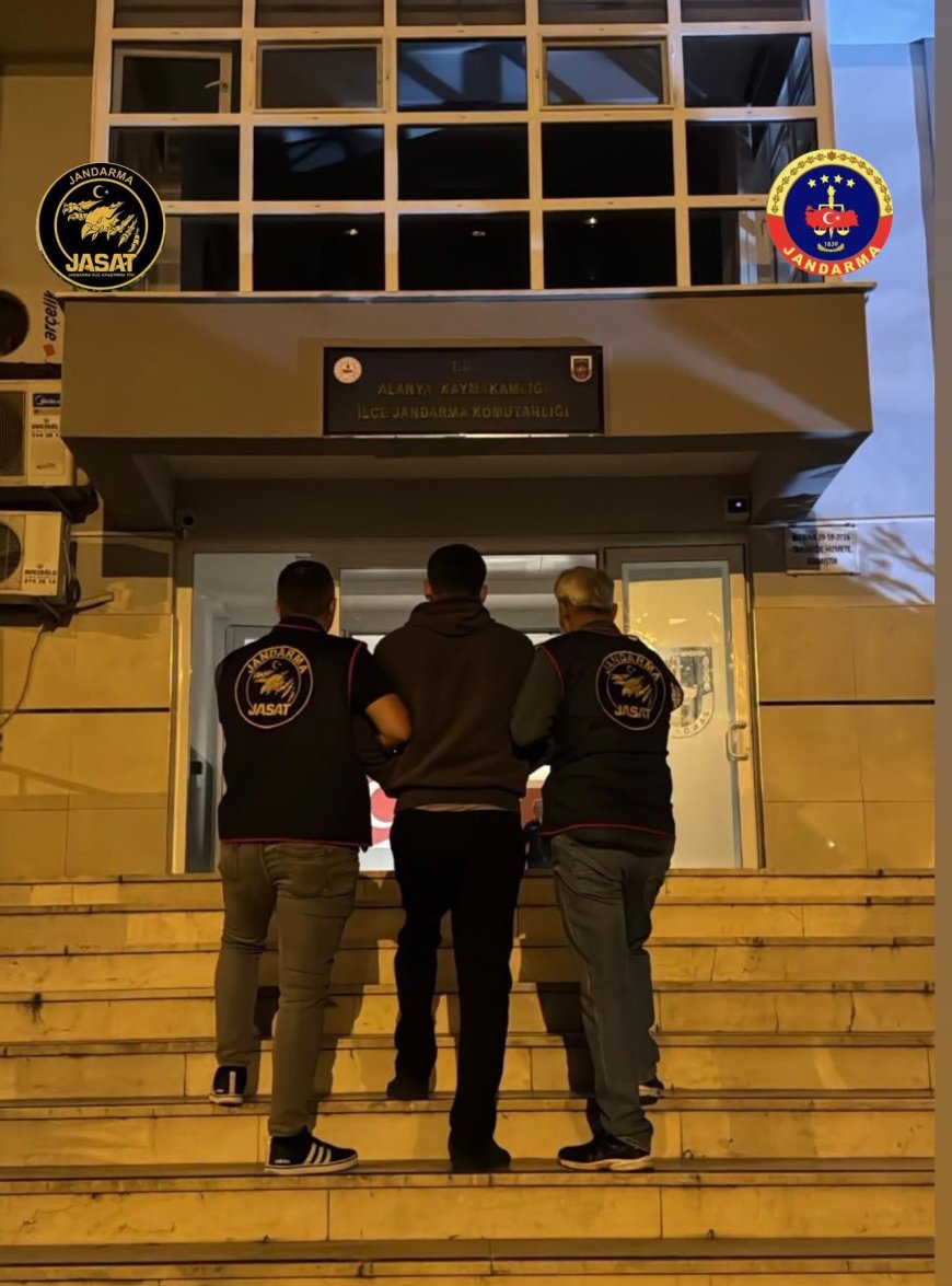 Antalya'da JASAT'tan operasyon: 23, 20 ve 15 yıl hapis cezasıyla aranan 3 hükümlü yakalandı
