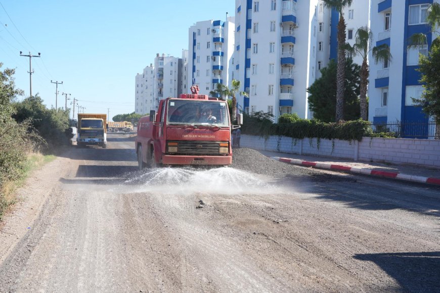 Kepez'de Turgut Cansever Caddesi yenileniyor! 1.200 metrelik yolda asfalt hazırlığı