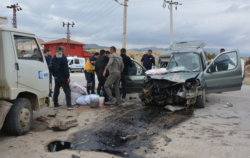 Antalya Korkuteli'nde feci kaza! 84 yaşındaki kadın hayatını kaybetti, ehliyetsiz sürücü gözaltında