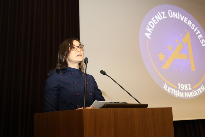 Akdeniz Üniversitesi'nden 6 ayda 472 proje! Antalya'da öğrenciler ve sivil toplum kuruluşları buluştu