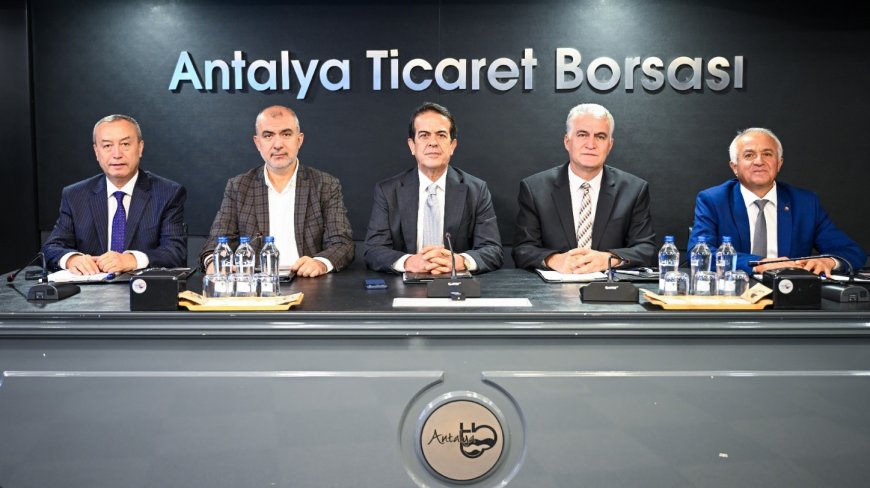 Antalya Ticaret Borsası'nda yeni dönem! Erdoğan Ekinci oybirliğiyle yeniden seçildi
