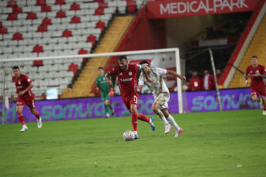 Antalyaspor, Kayserispor karşısında 4-0 geriye düştü