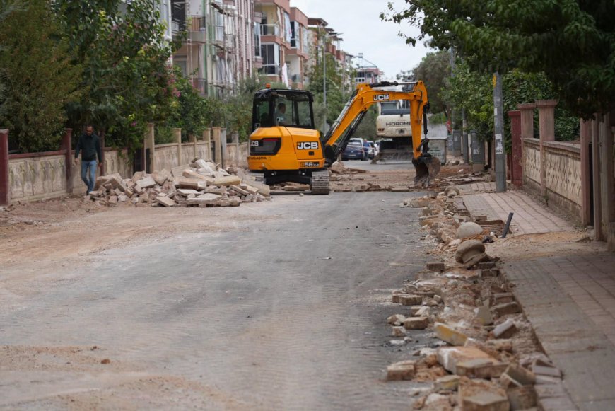 Antalya Kepez'de 5 sokak yenileniyor! 10 bin metrekare parke taşı ve 6 bin metre bordür döşeniyor