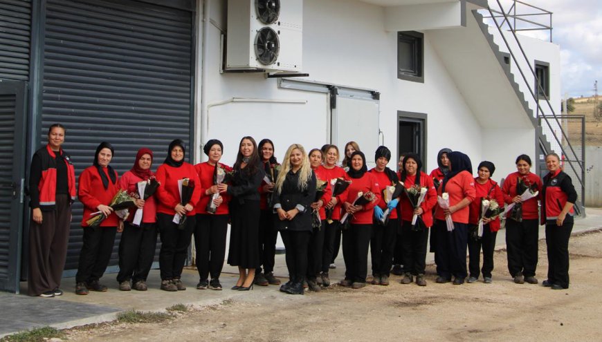Antalya Korkuteli'nde kadın çiftçilere anlamlı ziyaret! Üretimde kadın emeğine vurgu