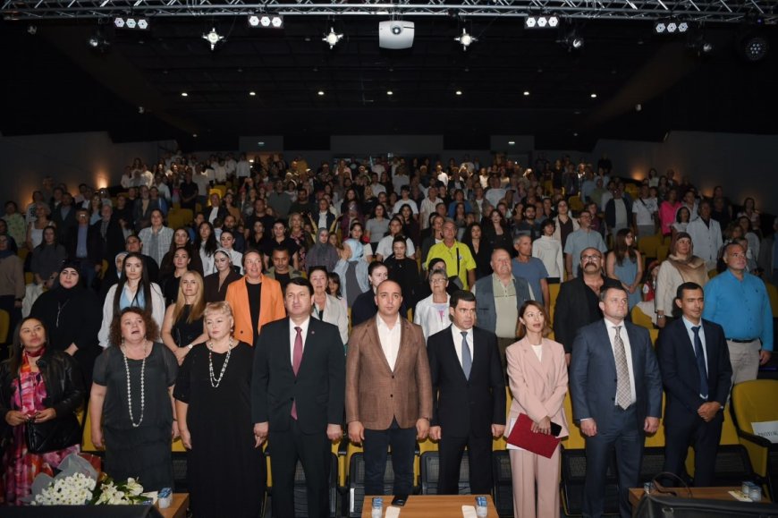 Antalya Konyaaltı'nda Türk-Rus dostluğu festivali! Başkan Kotan'dan birlik ve beraberlik mesajı