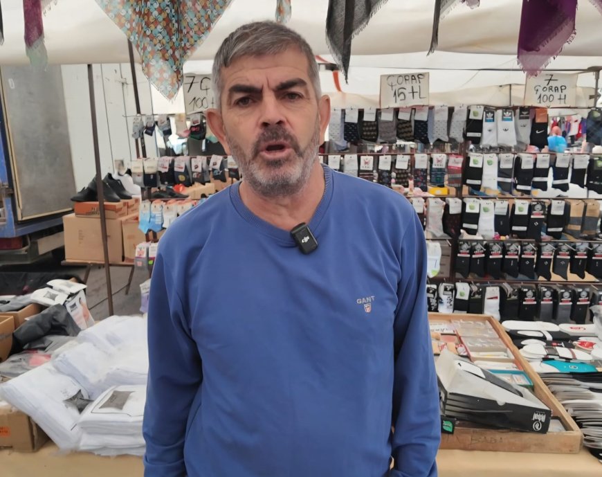 Antalya Serik'te cuma pazarına turist akını! Esnaf Almanca pazarlık yaptı