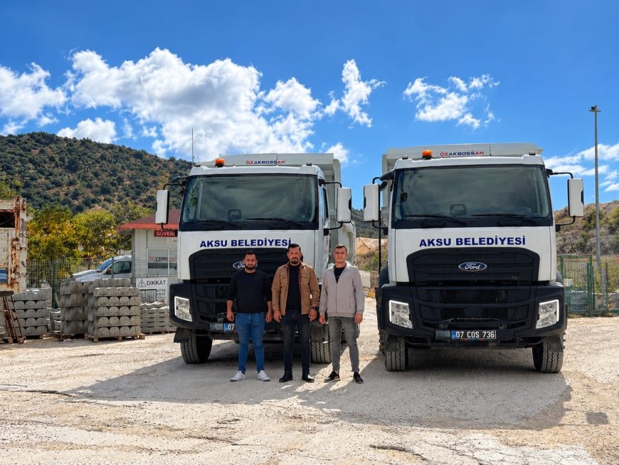 Antalya'da belediyeler arası dayanışma! Aksu'dan Elmalı'ya kış öncesi araç ve personel desteği
