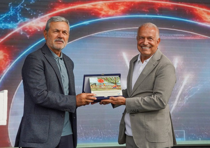 Antalya'da Aykut Kocaman sürprizi! 12 otel takımının katıldığı turnuvada 230 bin TL ödül