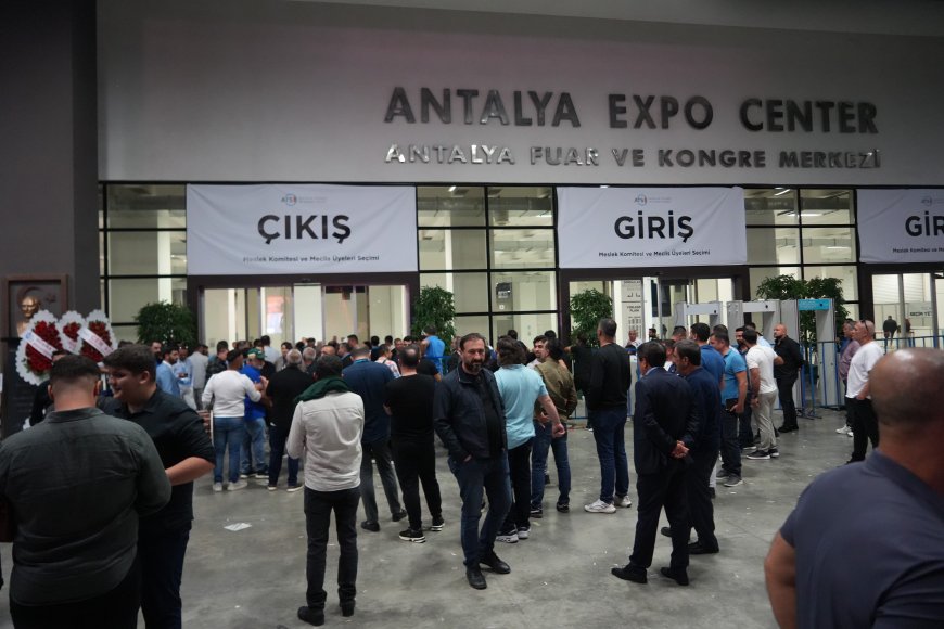 ATSO seçimlerinde mavi liste önde! Berkay Bahar'dan ilk açıklama: Kavga değil, hizmet yarışı