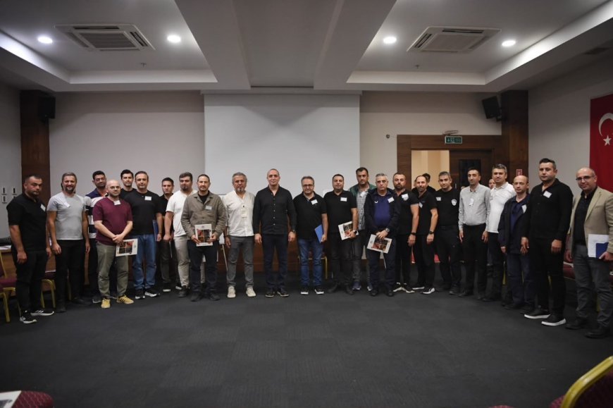 Konyaaltı'nda babalara özel eğitim başladı! Başkan Cem Kotan ilk derse katıldı