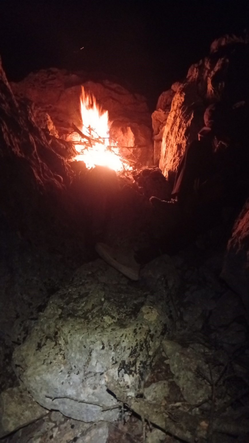 Antalya'da 1.835 metrelik zirvede mahsur kaldılar! 14 saatlik nefes kesen kurtarma operasyonu