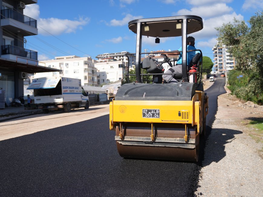 Alanya Payallar'da 3,5 kilometrelik sıcak asfalt çalışması başladı