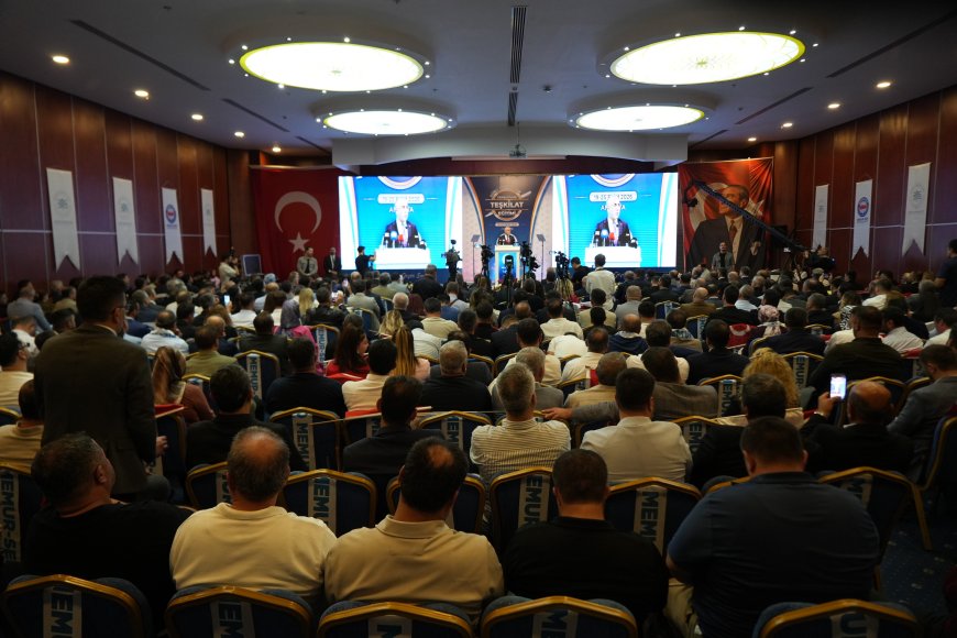 Bakan Işıkhan Antalya'dan açıkladı: 18 bin 441 öğrenciye 609 milyon TL eğitim yardımı