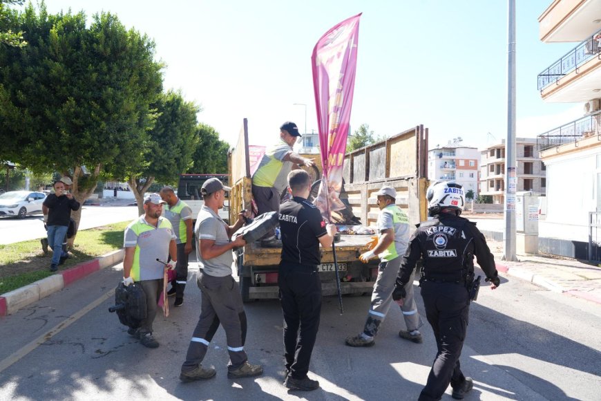 Kepez'de yol ve kaldırım işgallerine müdahale: Zabıta ekipleri harekete geçti