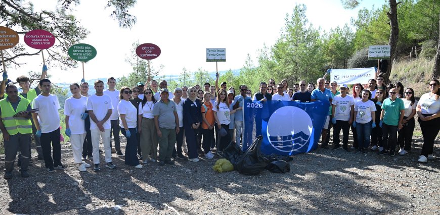 Kemer Belediyesi Çalış Tepesi'nde çevre temizliği etkinliği düzenledi