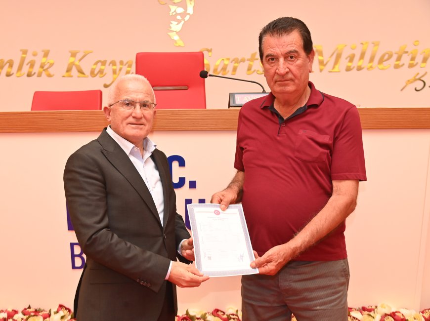Kumluca Olympos’ta parselasyon tamamlandı: Tapular hak sahiplerine teslim edildi
