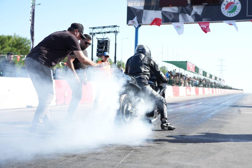 Kepez’de MotoDrag final heyecanı: 11 kategoride derece mücadelesi