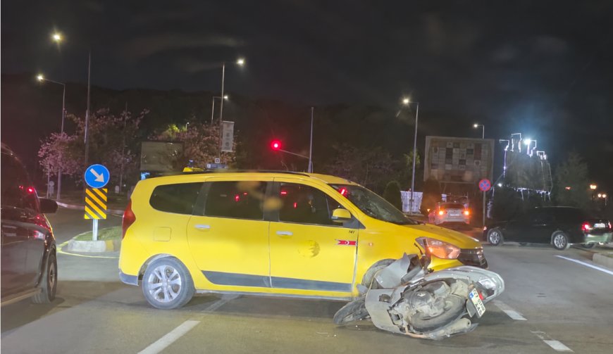 Kadriye Atatürk Caddesi’nde taksi ile motosiklet kazası: 1 yaralı