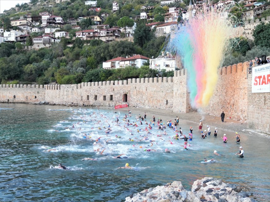 35. Uluslararası Alanya Triatlonu tamamlandı: Kızılkule’den başlayan zorlu mücadele
